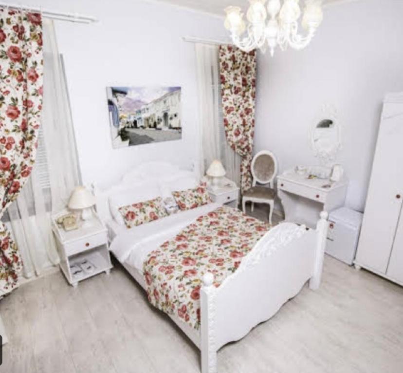 The White Hotel 阿拉恰特 外观 照片